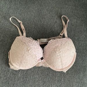 Victoria Secret crystal lace bra 36c